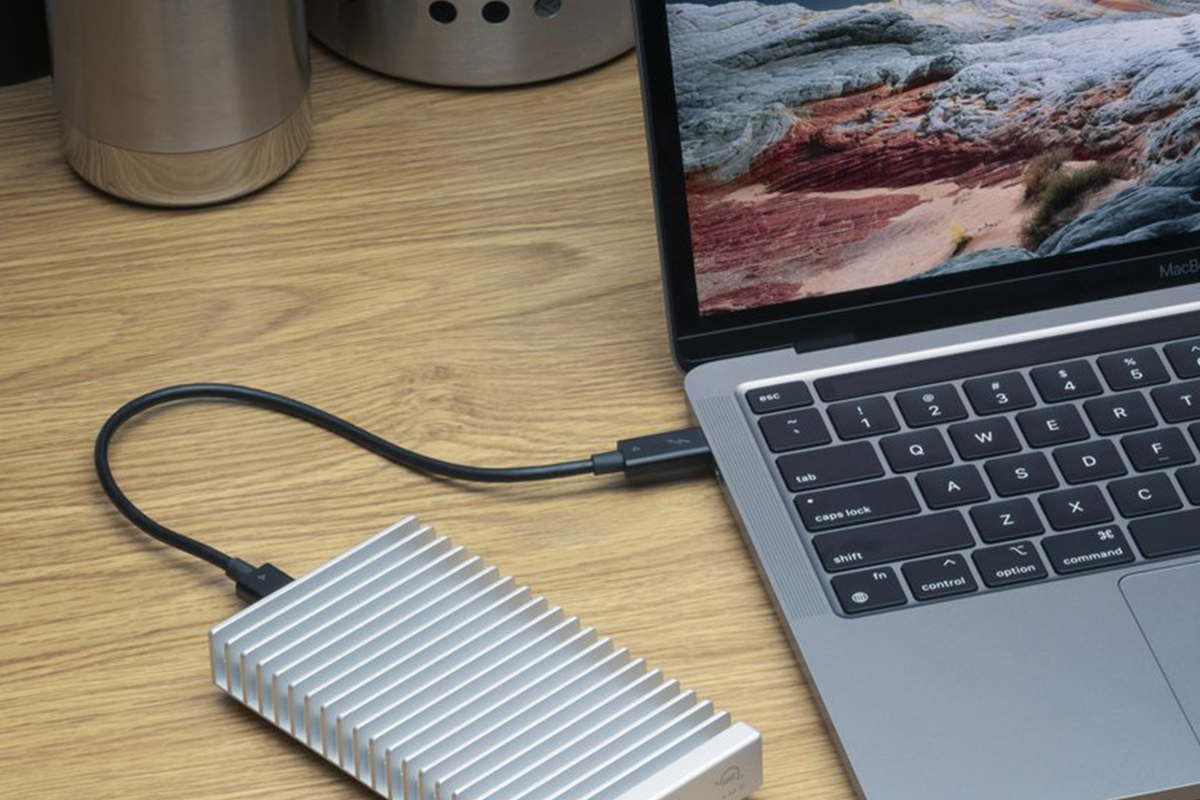 OWC Express 1M2 USB4 (40Gb/s) Bus-Powered Portable Storage Solution - 1TB NVMe SSD