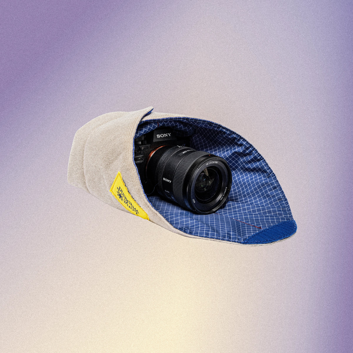Long Weekend Padded Camera Wrap - 19 x 19-inch - Creme Multi